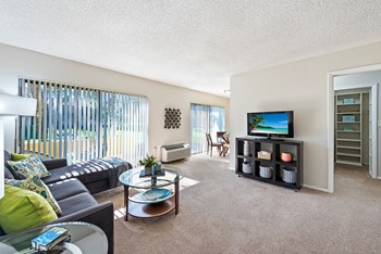 Miami Lakes Town Center Apartments for Rent - Miami Lakes, FL | RENTCafé