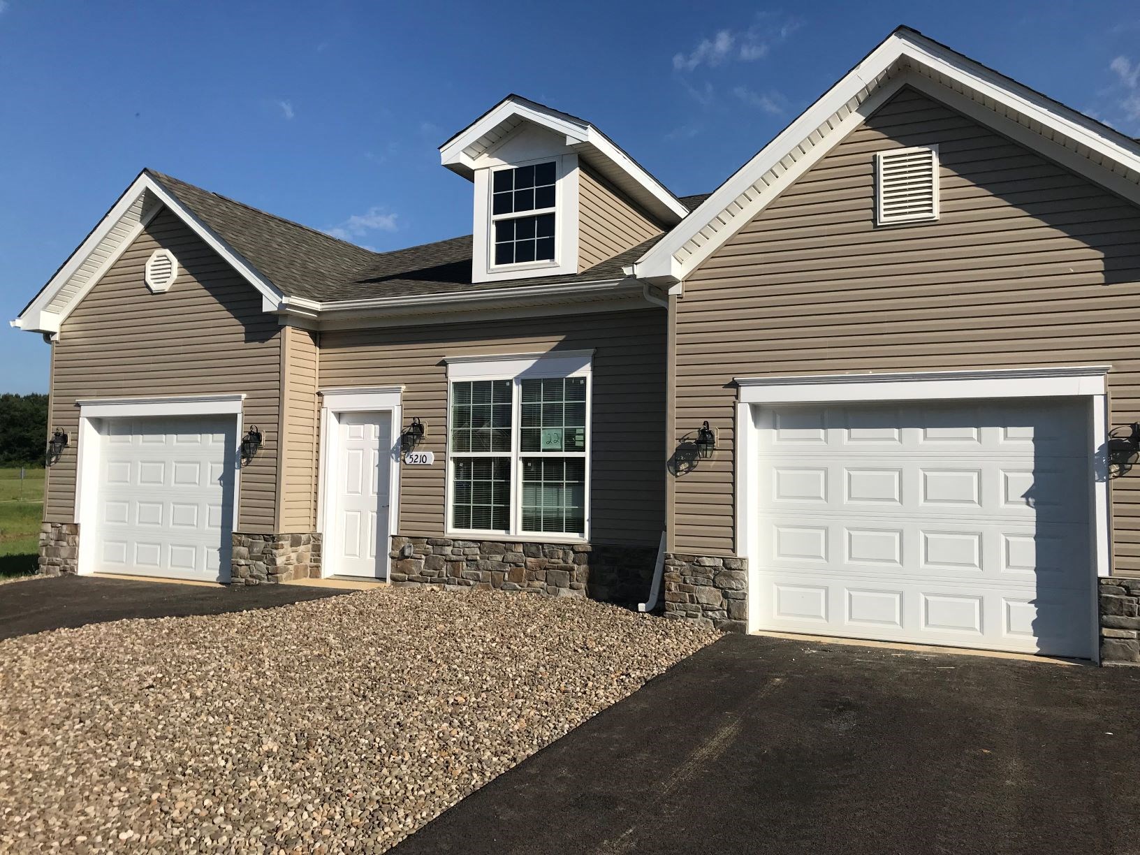 Highlands Of Greenvillage Carriage Homes, 5219 Applecross Avenue